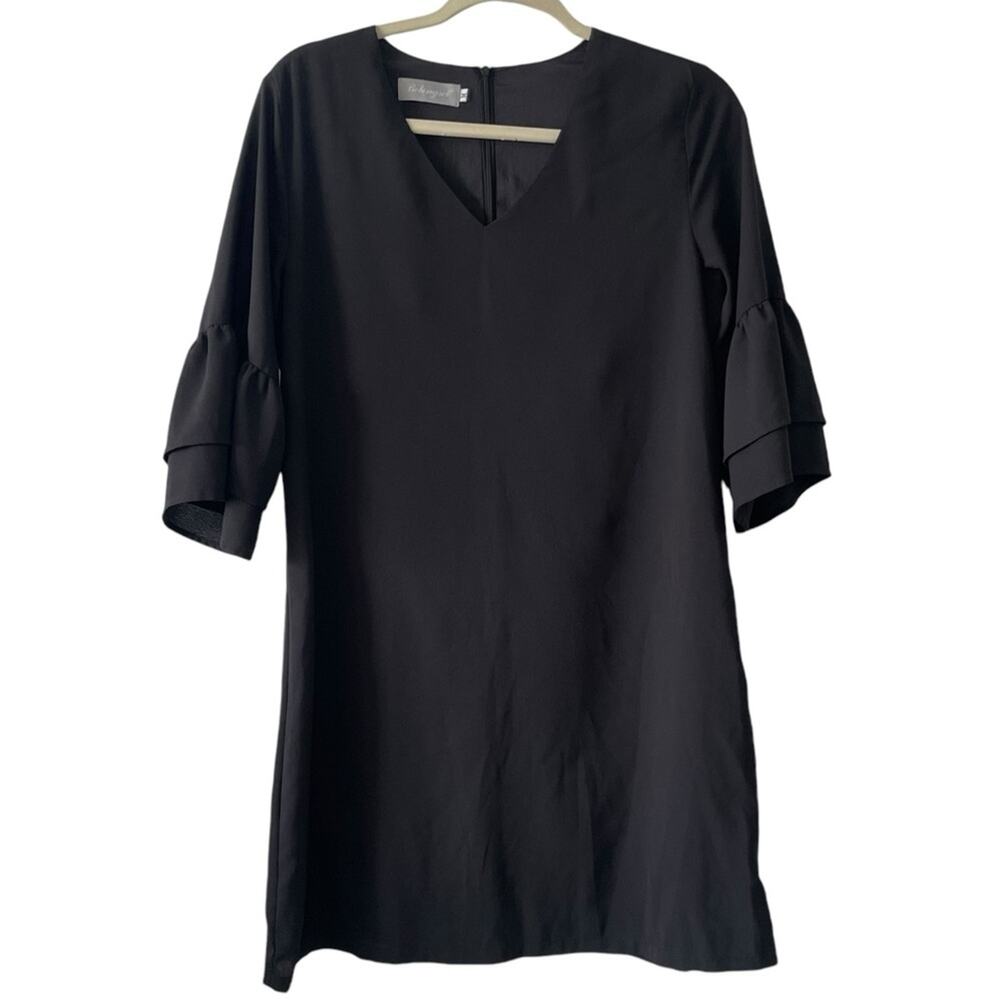 Belongsci Black Dress Size Medium Ruffle Bell Sleeve Shift V-neck